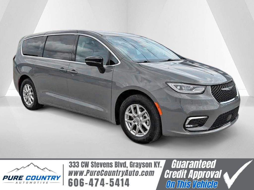 Ceramic Gray Clearcoat 2025 Chrysler Pacifica Minivan Front-Wheel Drive 9-Speed Automatic