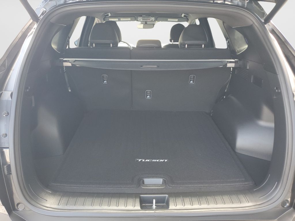 Certified Used 2024 Black Hyundai XRT image 10
