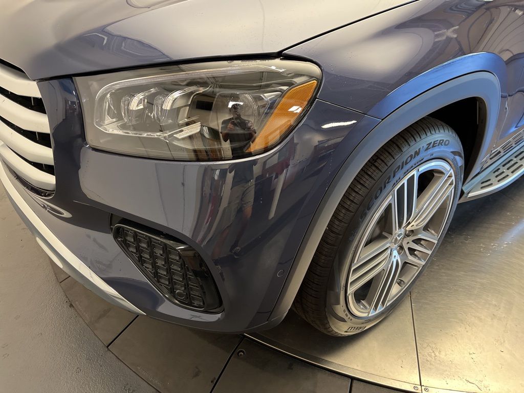 Thumbnail: 2026 Mercedes-Benz GLS - 9