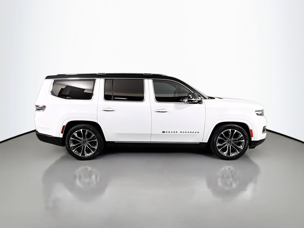 Thumbnail: 2023 Jeep Grand Wagoneer - 4