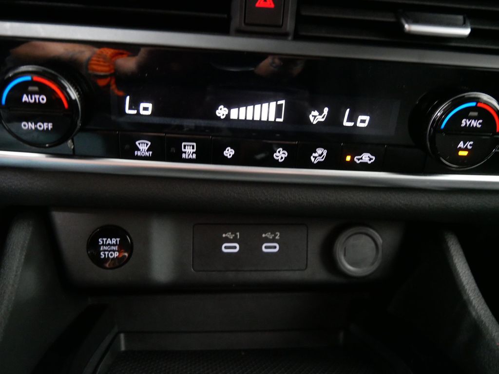 Used 2025 Nissan Rogue SUV