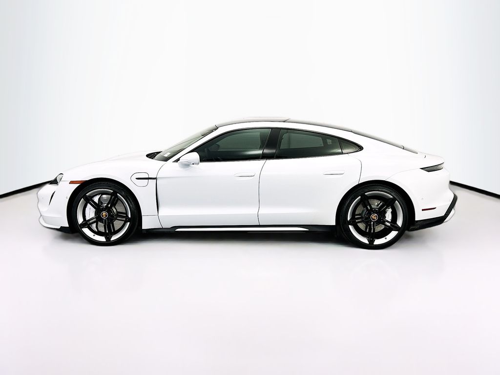 Thumbnail: 2020 Porsche Taycan - 8