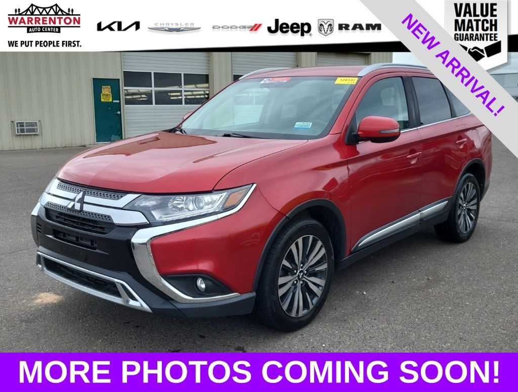2019 Mitsubishi Outlander SEL S-AWC's photo