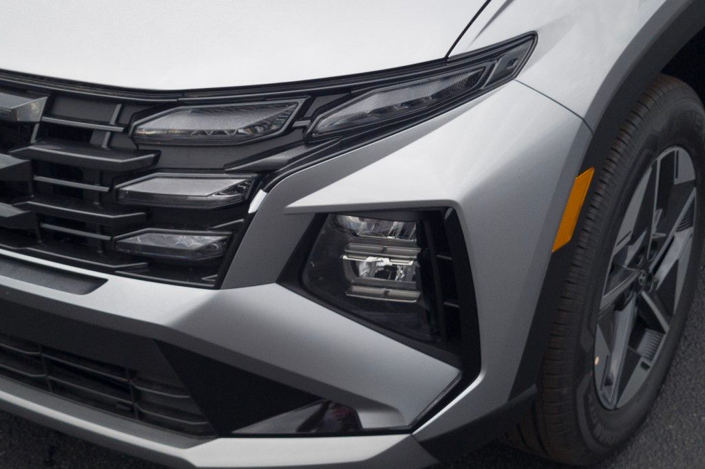New 2026 Silver Hyundai SEL image 11