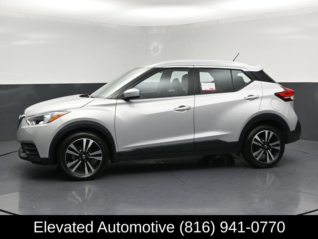 Used 2020 Nissan Kicks SV with VIN 3N1CP5CV4LL520970 for sale in Kansas City