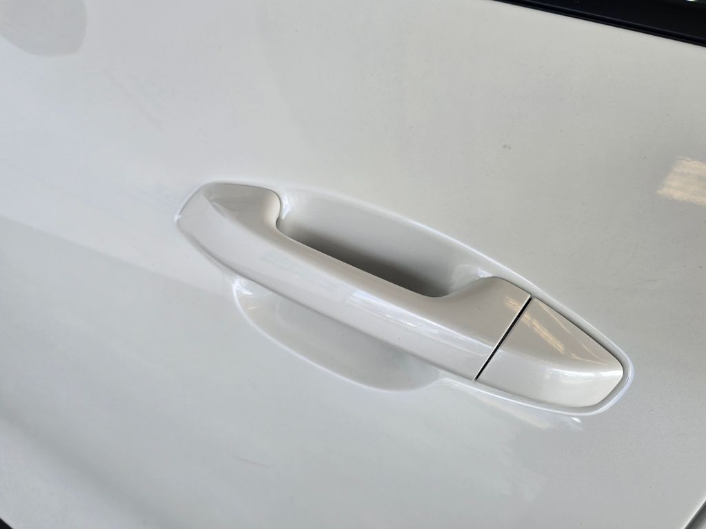 Thumbnail: 2021 Kia Seltos - 21