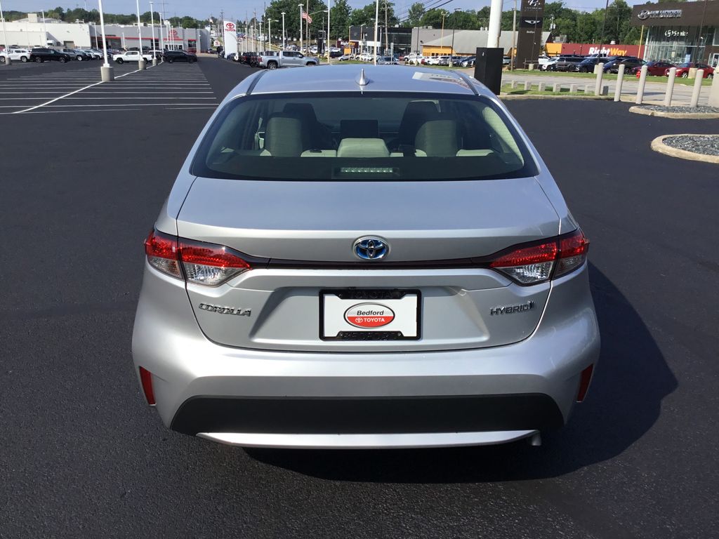 Thumbnail: 2021 Toyota Corolla - 4