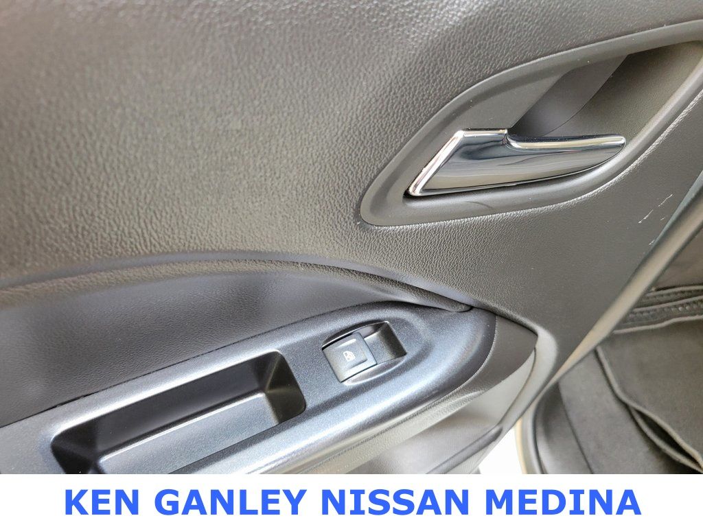 2020 GMC Canyon SLE1 photo