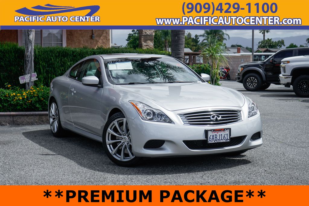 Gray (Liquid Platinum) 2008 INFINITI G37 Journey Coupe RWD Coupe Rear-Wheel Drive 5-Speed Automatic