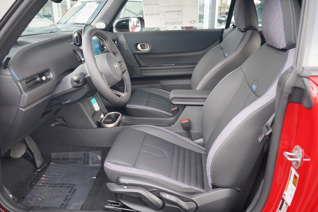 Thumbnail: 2026 MINI Cooper - 8