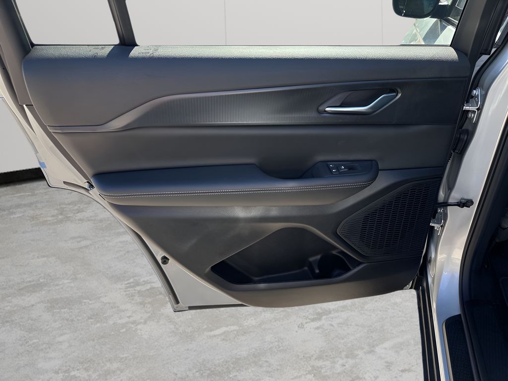 New Car 2025 Jeep Grand Cherokee L  For Sale Under $50,000 In Austin, Texas