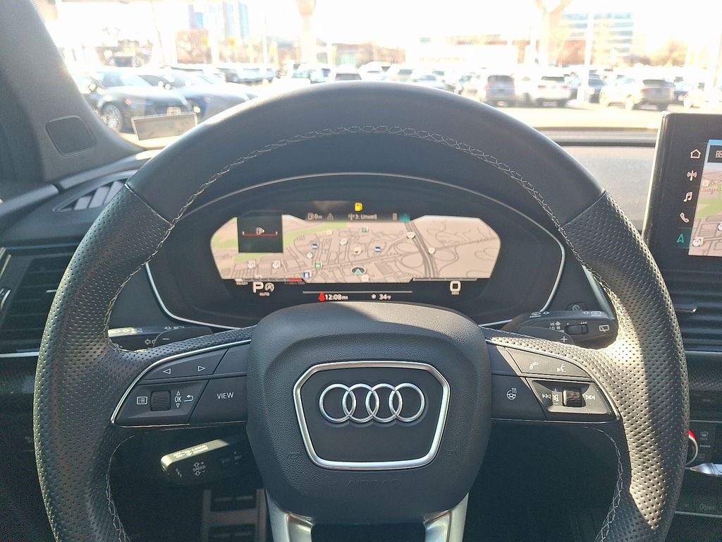 Thumbnail: 2023 Audi SQ5 - 20