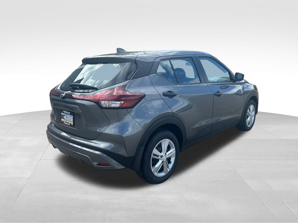 2025 Nissan Kicks Play S - 4