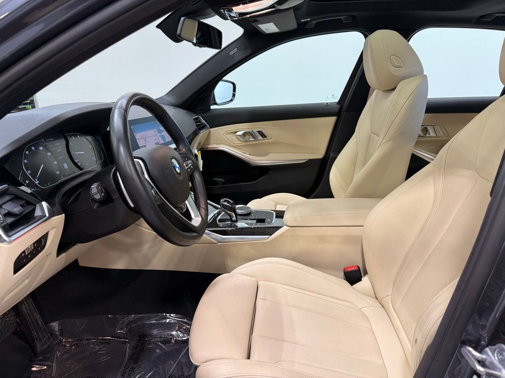 2021 BMW 3 Series 330i xDrive 12