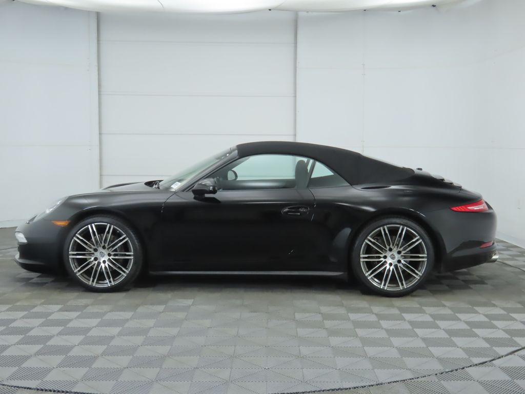 Thumbnail: 2016 Porsche 911 - 16