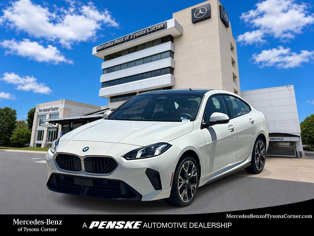 Thumbnail: 2025 BMW 2 Series - 1