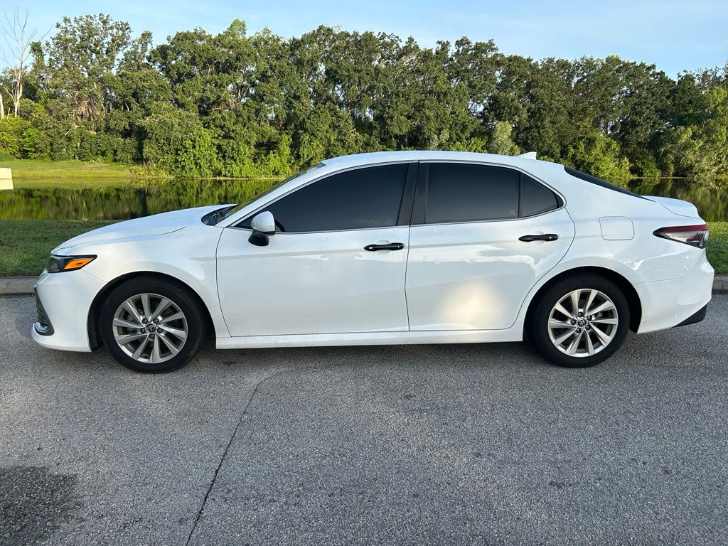 2023 Toyota Camry LE 2