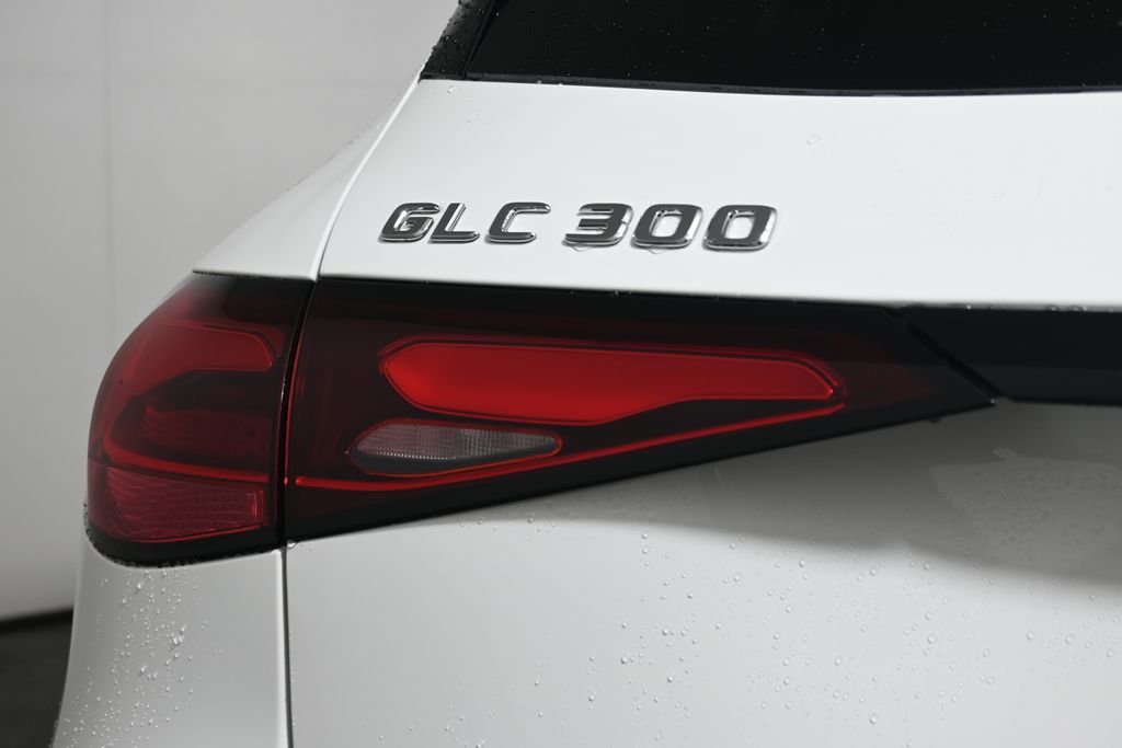 Thumbnail: 2026 Mercedes-Benz GLC - 12