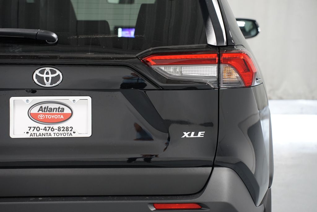 Thumbnail: 2025 Toyota RAV4 - 10