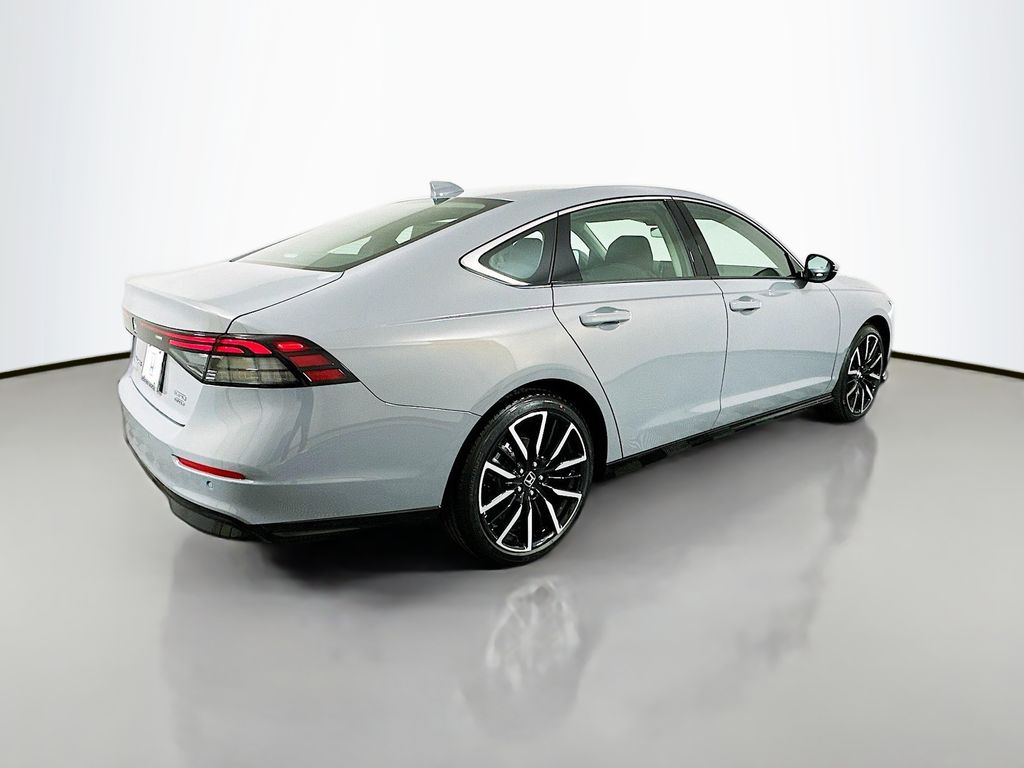 2025 Honda Accord Touring 5