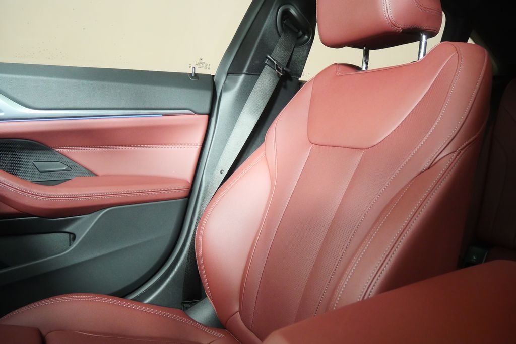 Thumbnail: 2024 BMW i4 - 22