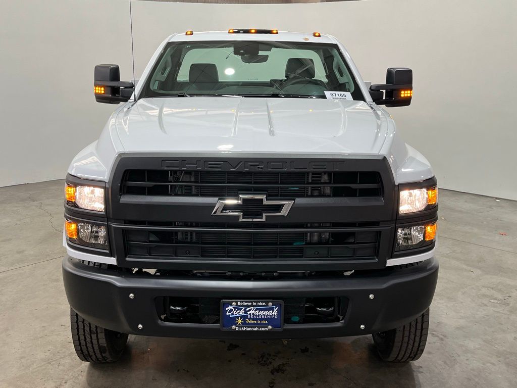 2025 Chevrolet Silverado 5500HD 