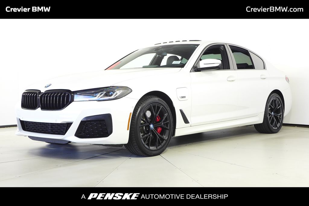 Thumbnail: 2023 BMW 5 Series - 1