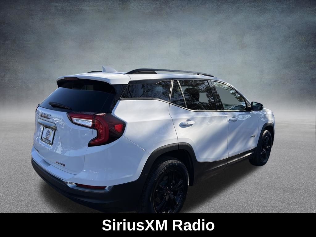 View vehicle photo 6