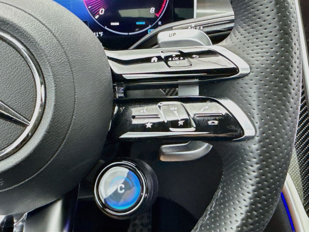 Thumbnail: 2023 Mercedes-Benz C-Class - 12