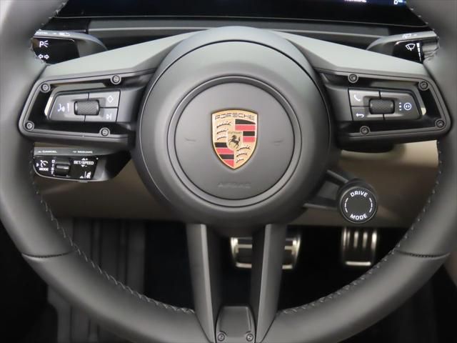 Thumbnail: 2025 Porsche Macan - 19