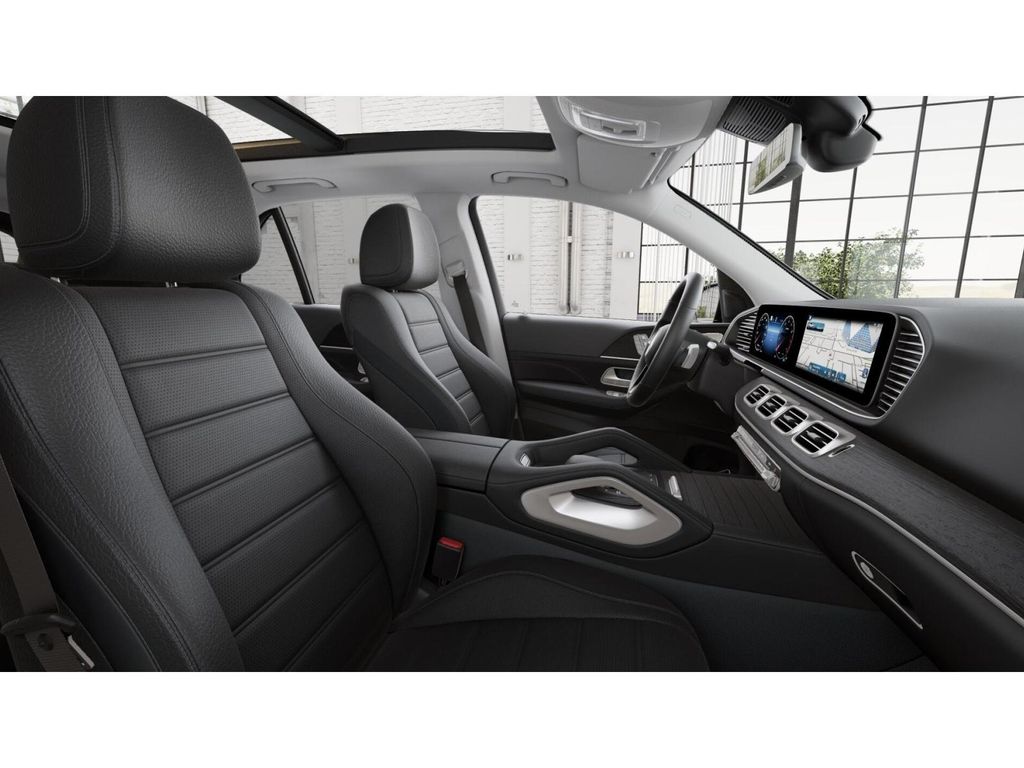 Thumbnail: 2026 Mercedes-Benz GLE - 4