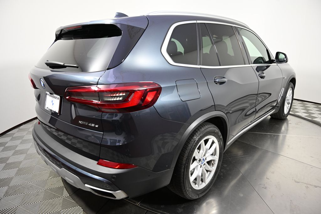 Thumbnail: 2022 BMW X5 - 5