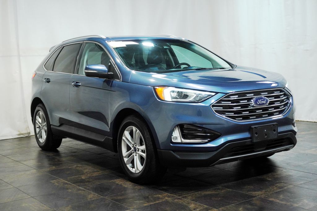 2019 Ford Edge SEL AWD's photo