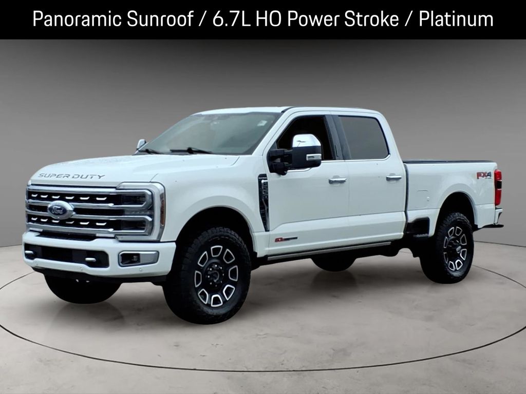Star White Metallic Tri-Coat 2024 Ford F-250 Super Duty Platinum Crew Cab 4WD Pickup Truck Four-Wheel Drive Automatic