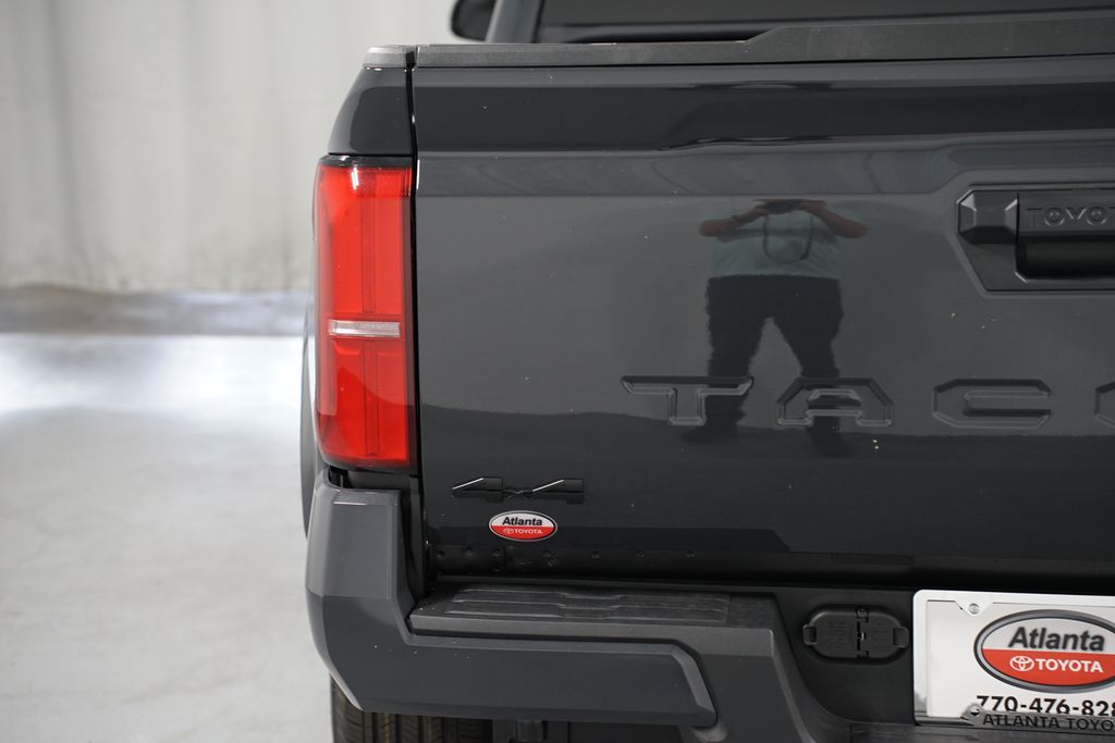 Thumbnail: 2025 Toyota Tacoma - 10