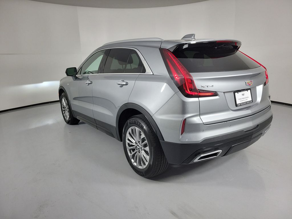 2025 Cadillac XT4 Premium Luxury - 2