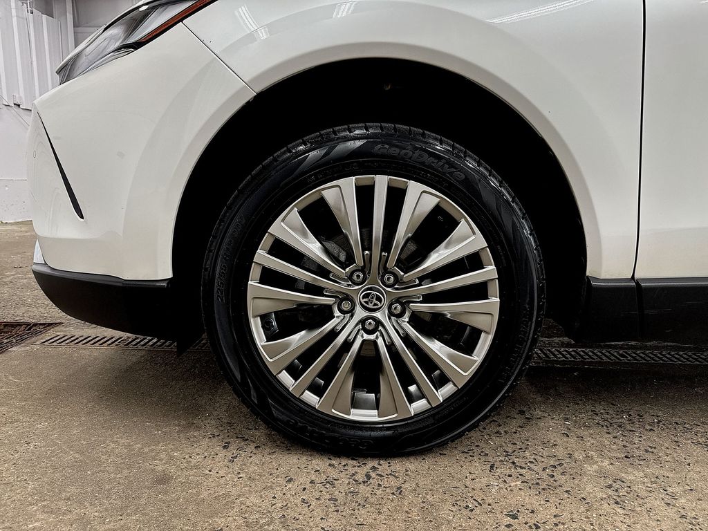 Used 2024 Toyota Venza SUV