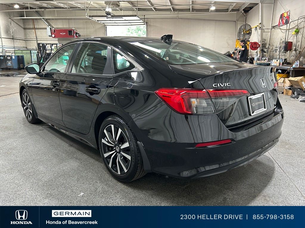 Used 2023 Black Honda EX image 6