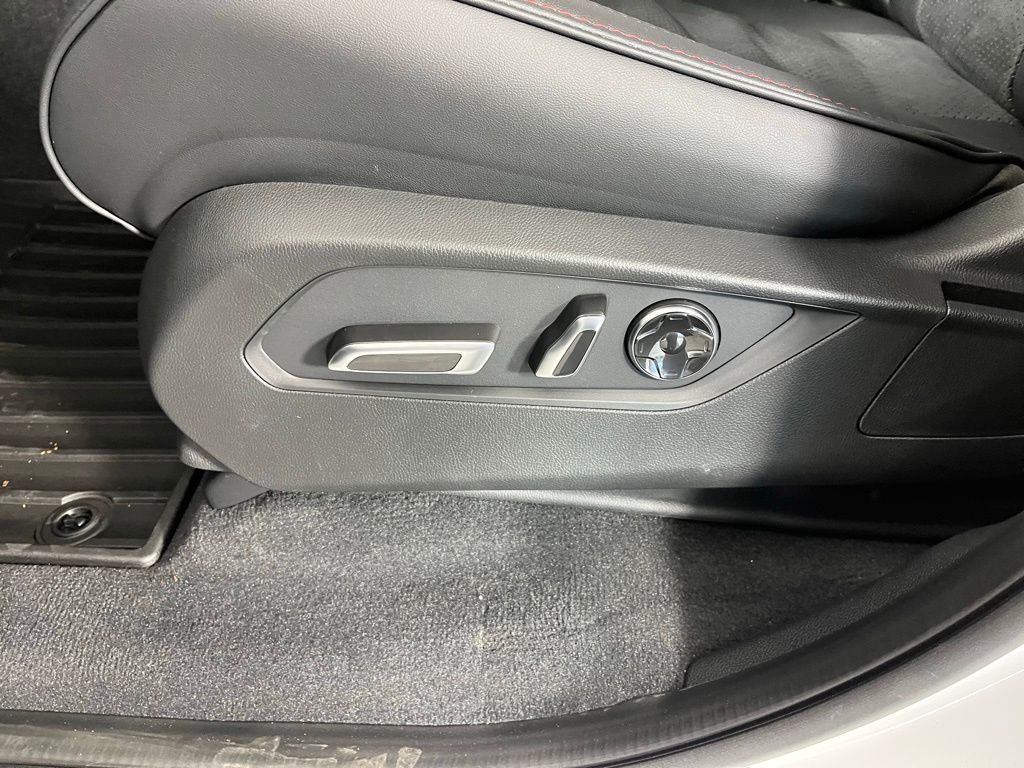 Thumbnail: 2026 Acura MDX - 29