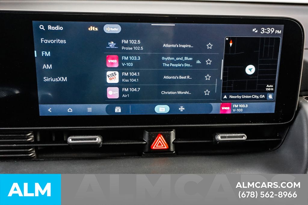 Used 2025 Gray Hyundai SEL image 39