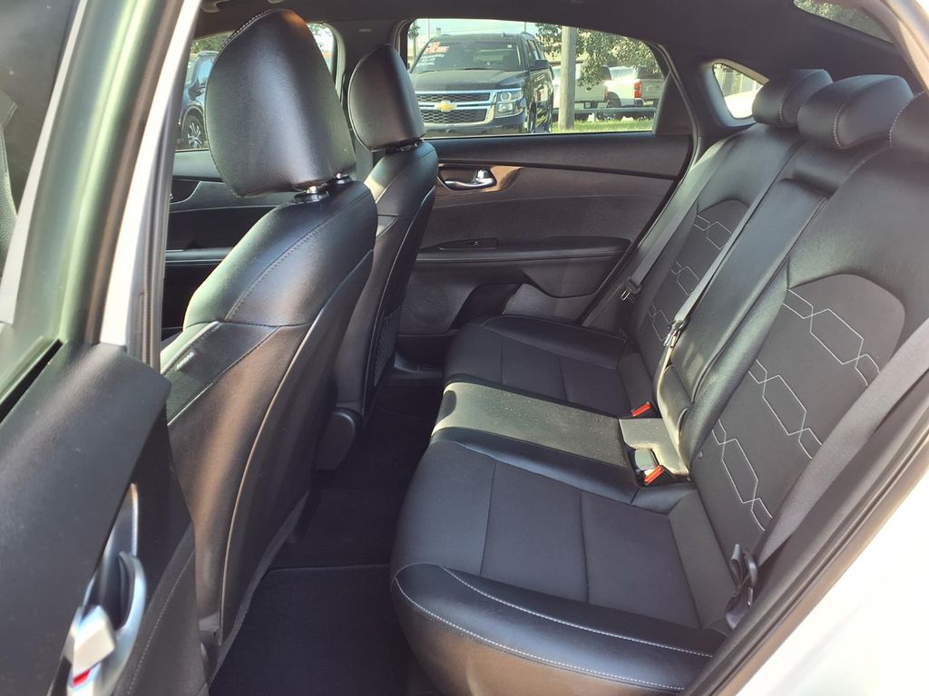 2024 Kia Forte GT-Line White at Community Kia