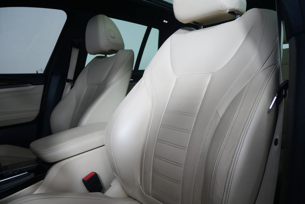 Thumbnail: 2020 BMW X3 - 10