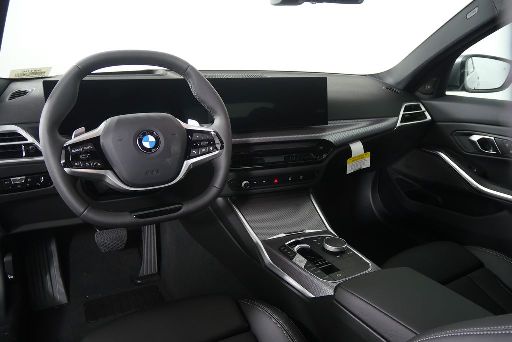 Thumbnail: 2026 BMW 3 Series - 18