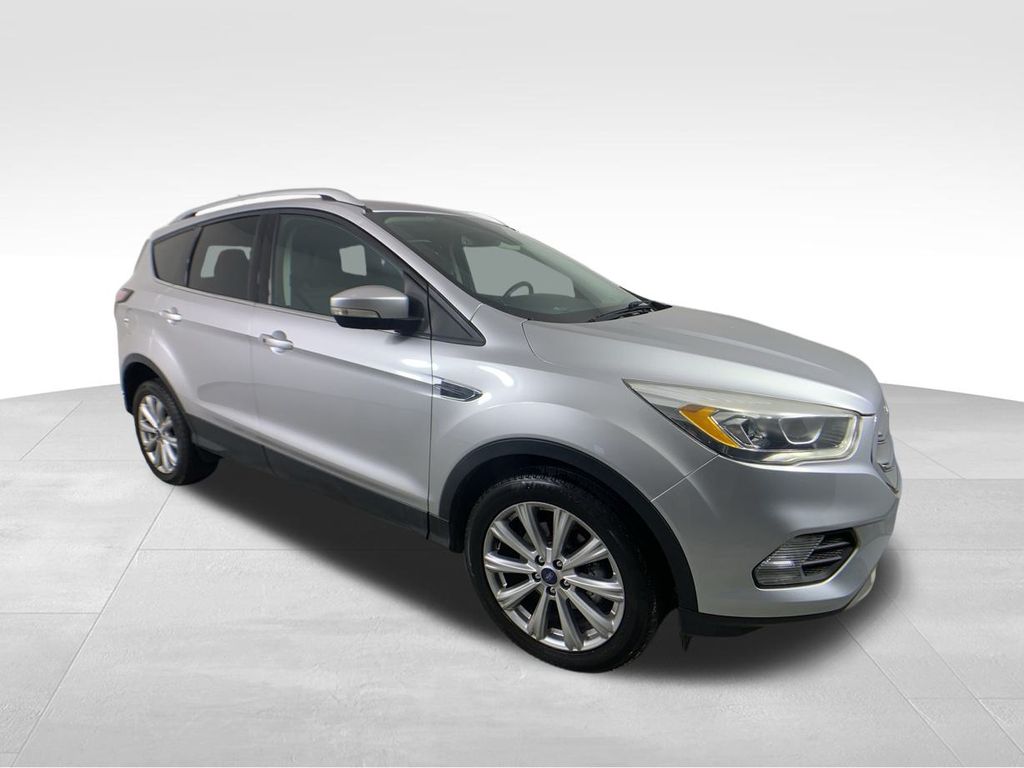 2017 Ford Escape Titanium 16