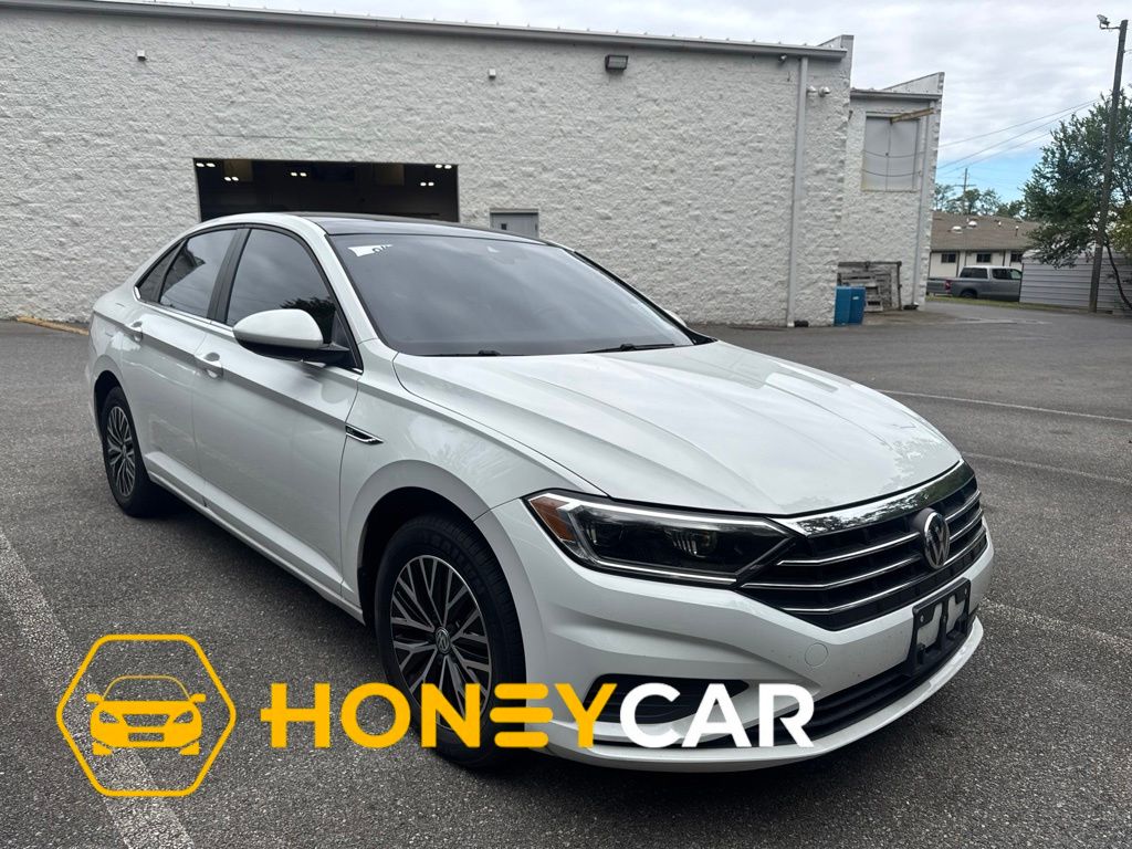 Pure White 2019 Volkswagen Jetta Sedan Front-Wheel Drive 8-Speed Automatic