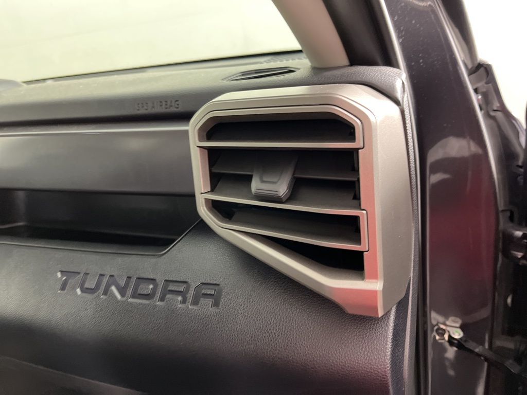 Thumbnail: 2024 Toyota Tundra - 12