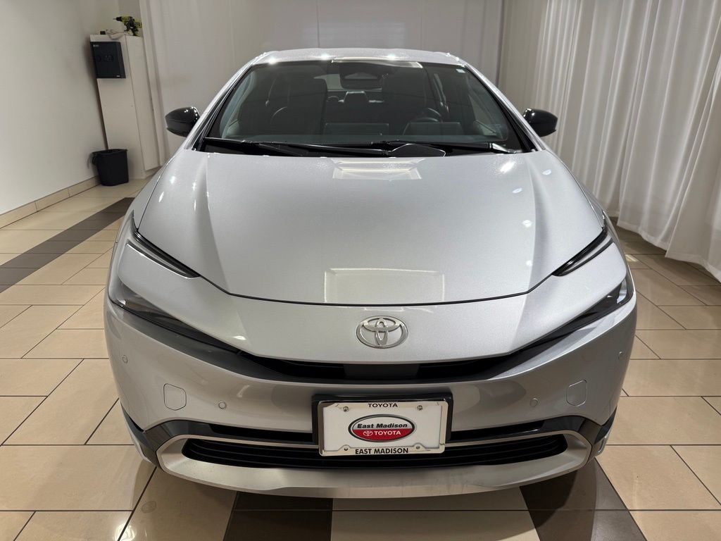 Thumbnail: 2024 Toyota Prius Prime - 8