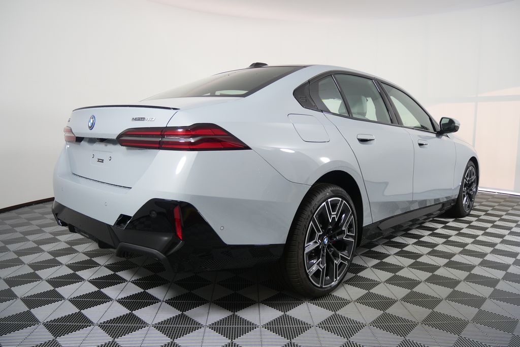 2026 BMW i5 eDrive40 3