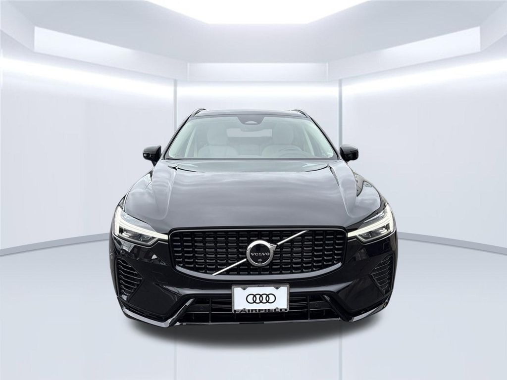 Thumbnail: 2024 Volvo XC60 - 11
