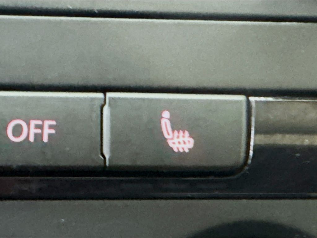 Used Car 2015 Volkswagen Passat  1.8t Limited Edition For Sale Under $10,000 In Austin, Texas